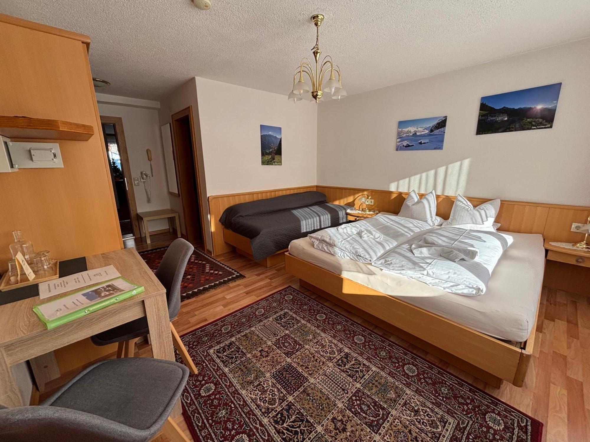פרטנאו Appartement Pension St. Sebastian מראה חיצוני תמונה