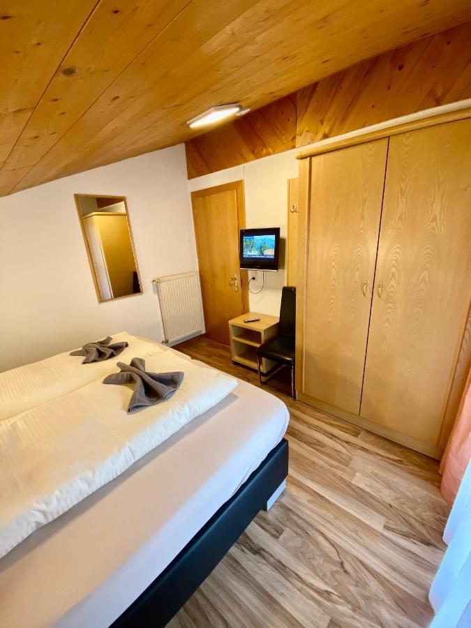 פרטנאו Appartement Pension St. Sebastian מראה חיצוני תמונה